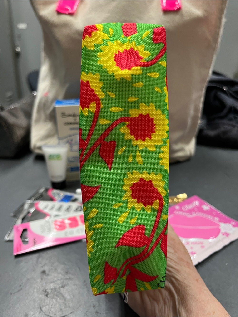 NWOT Clinique Donald Sunflower Cosmetic Pouch -  full of new items nail body lip - Picture 9 of 13